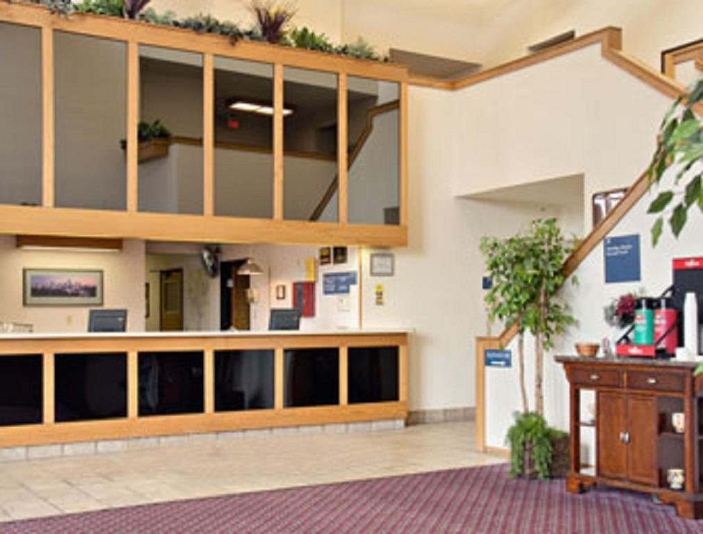 Travelodge Indianapolis Castleton Interior photo