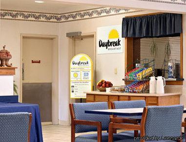 Travelodge Indianapolis Castleton Restaurant photo
